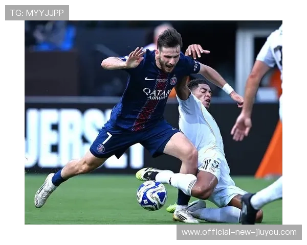 巴黎圣日耳曼适应高强度对抗